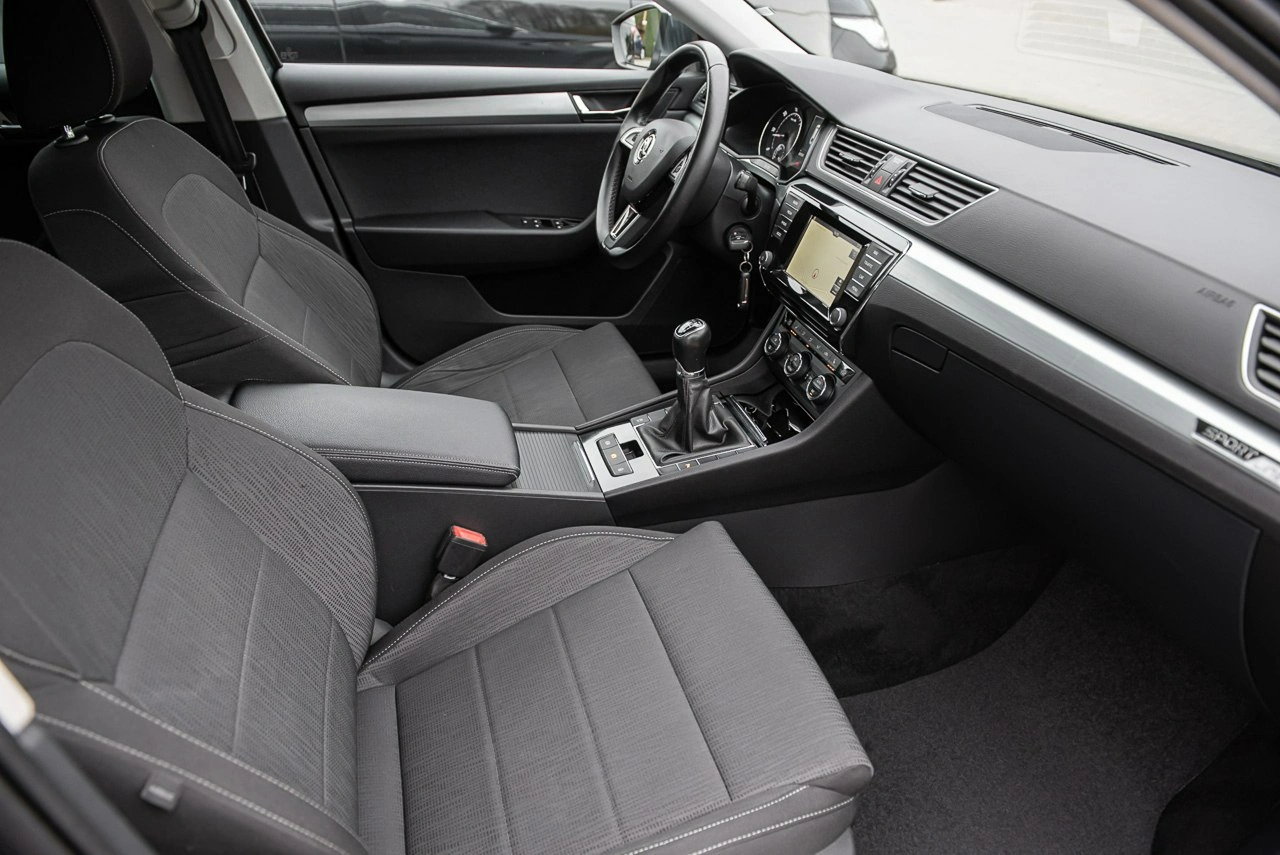 Skoda Superb - Zdjęcie 8