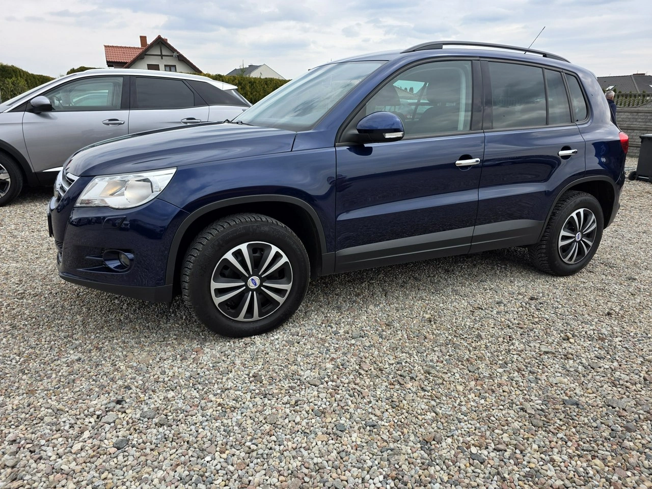 Volkswagen Tiguan - Zdjęcie 13