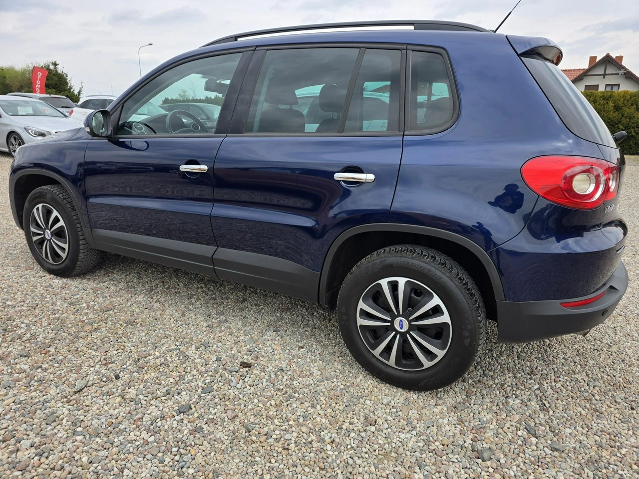 Volkswagen Tiguan - Zdjęcie 15