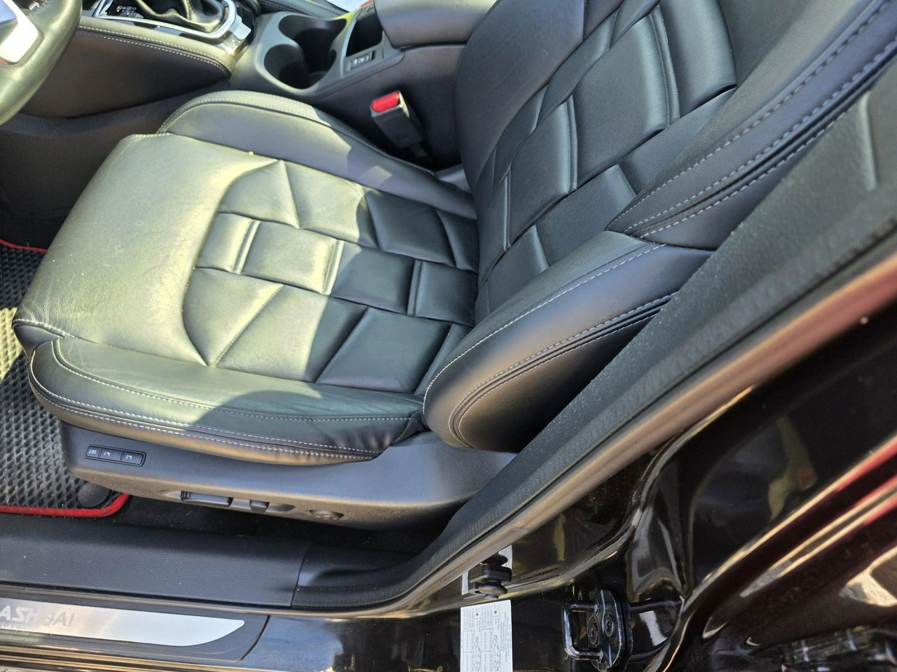 Nissan Qashqai - Zdjęcie 26