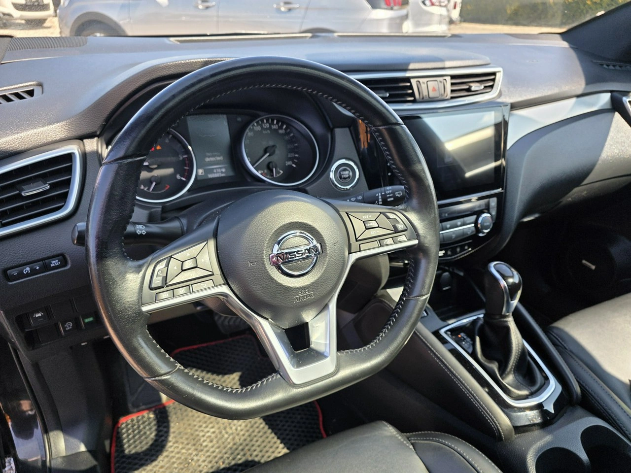 Nissan Qashqai - Zdjęcie 27