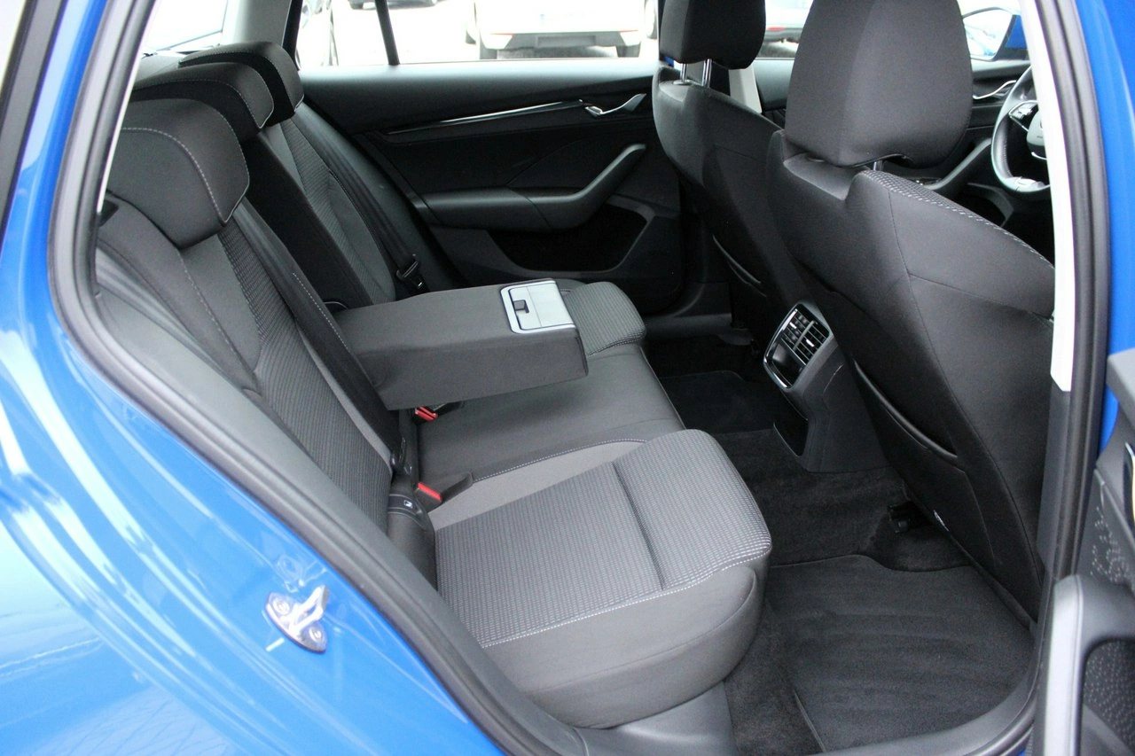 Skoda Octavia - Zdjęcie 11