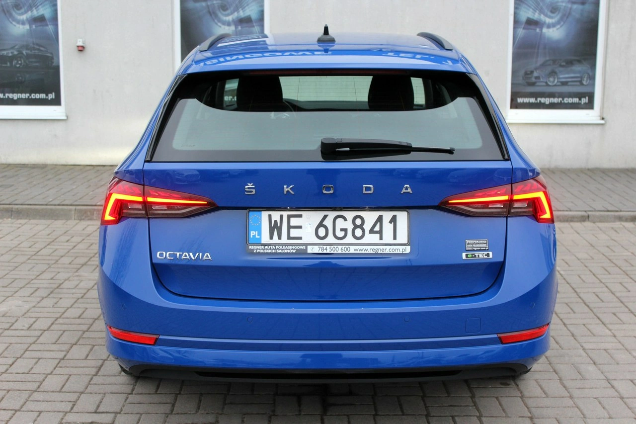 Skoda Octavia - Zdjęcie 4