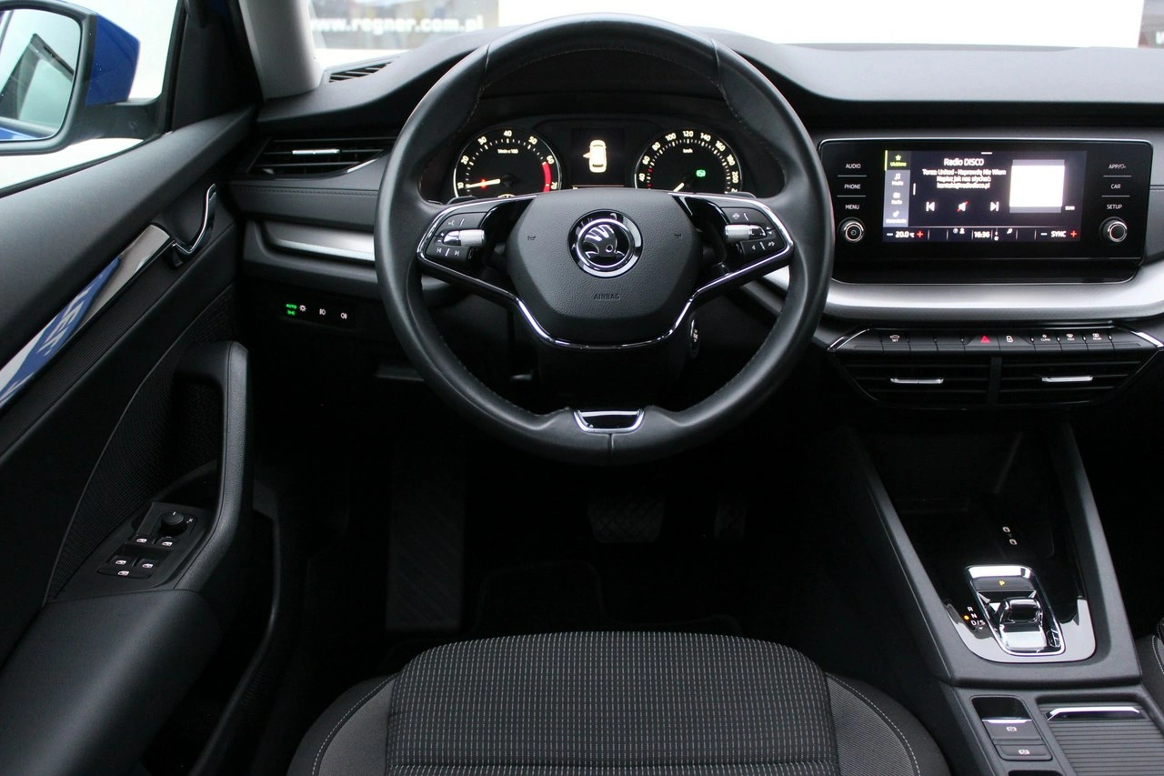 Skoda Octavia - Zdjęcie 8