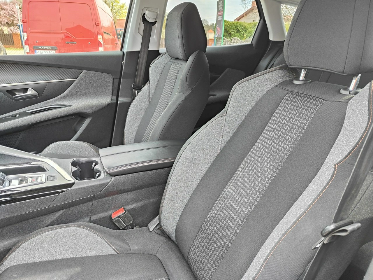 Peugeot 3008 - Zdjęcie 13