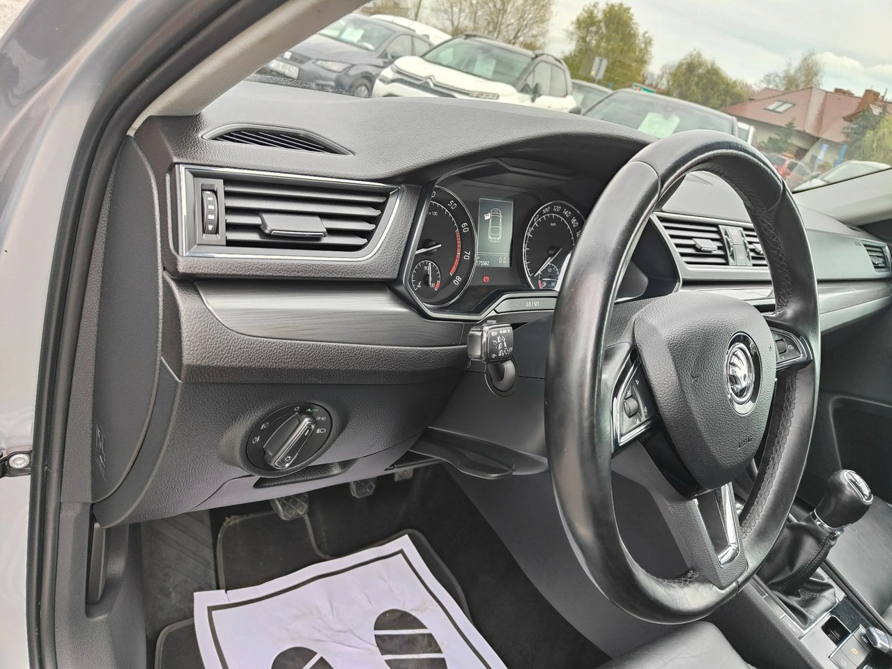 Skoda Superb - Zdjęcie 15