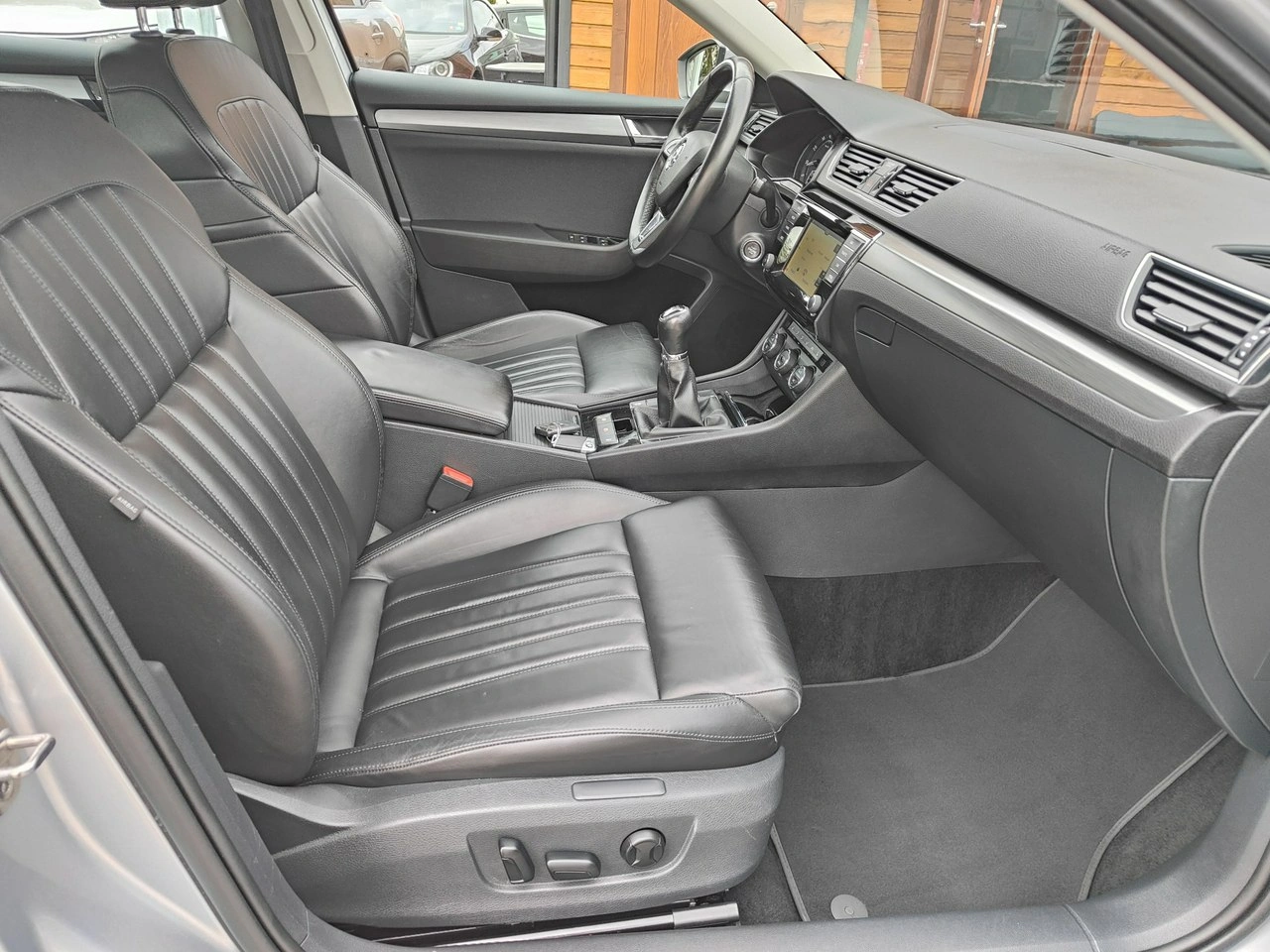 Skoda Superb - Zdjęcie 18