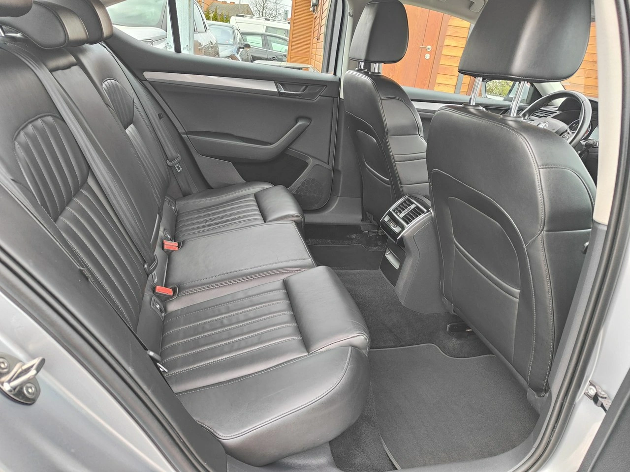 Skoda Superb - Zdjęcie 23