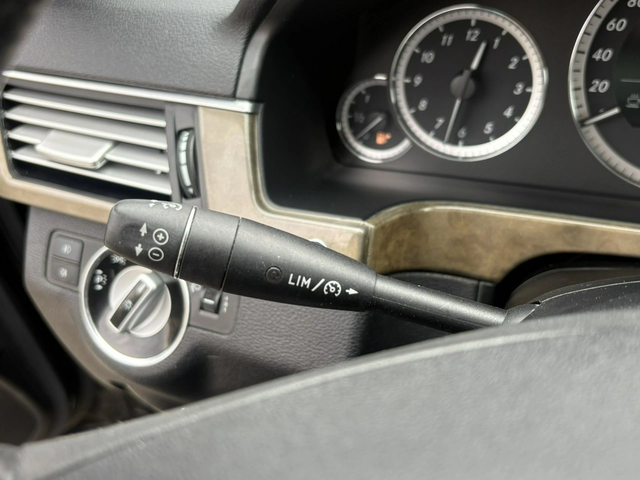 Mercedes E 200 - Zdjęcie 25