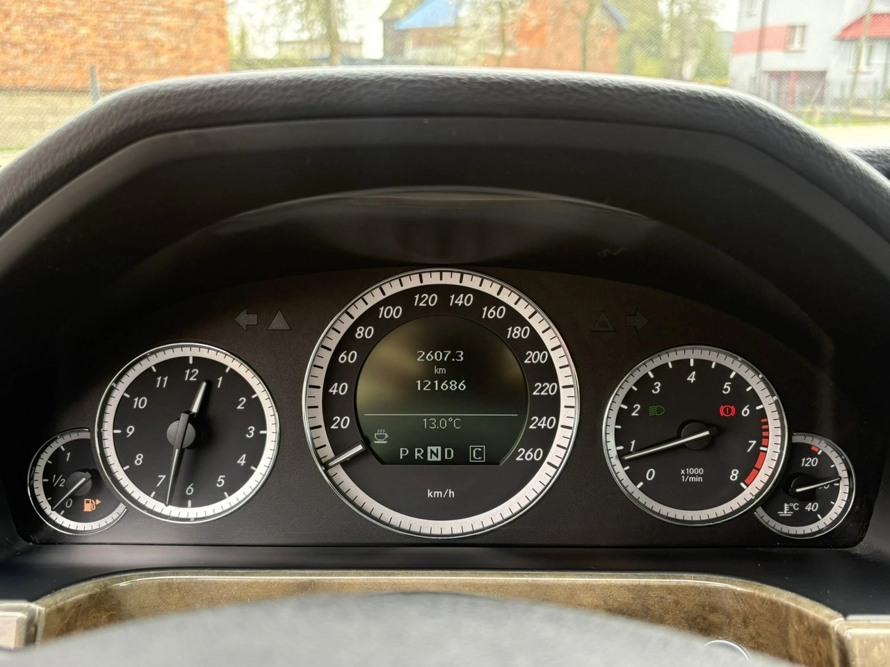 Mercedes E 200 - Zdjęcie 26