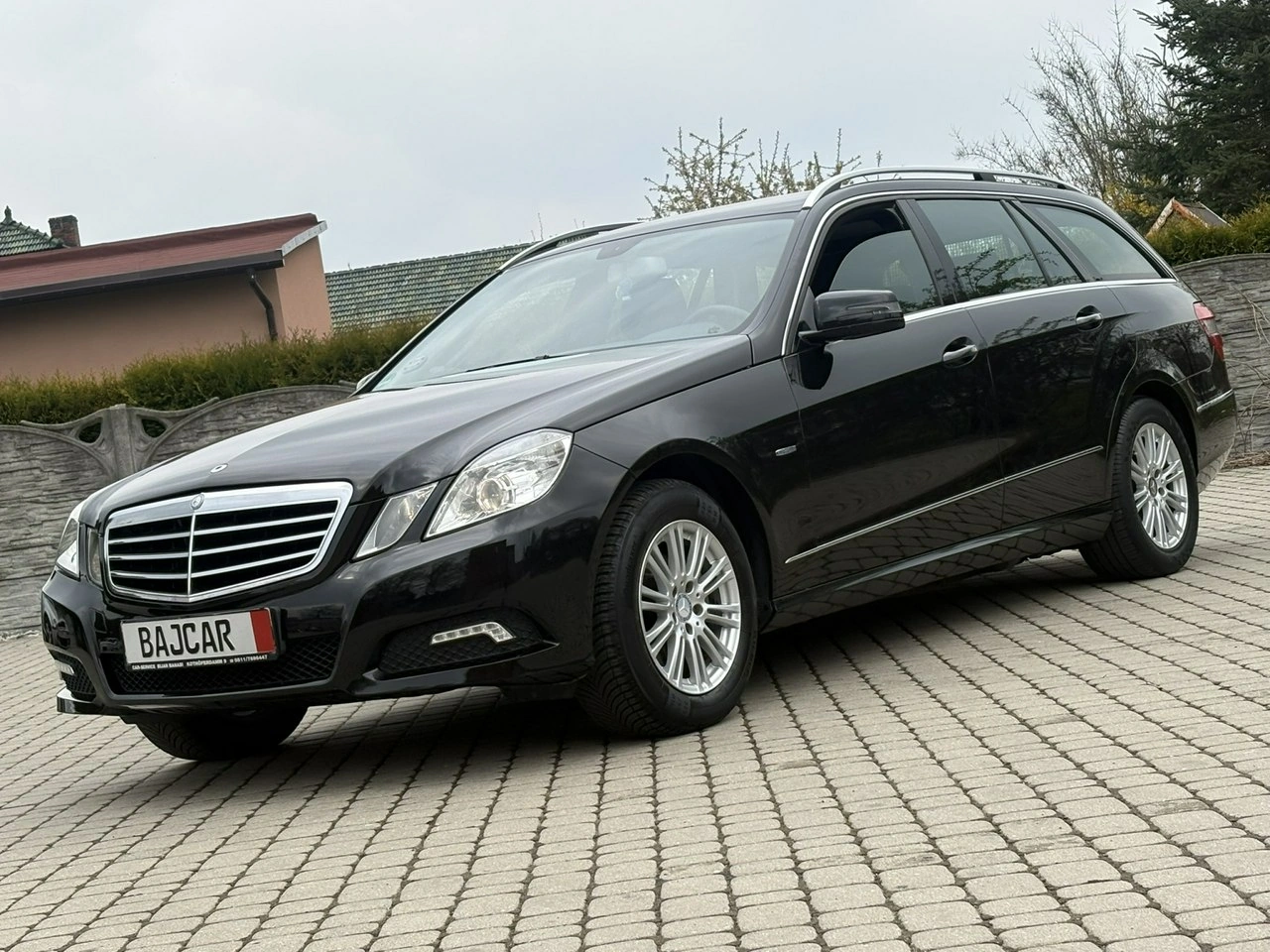 Mercedes E 200 - Zdjęcie 2