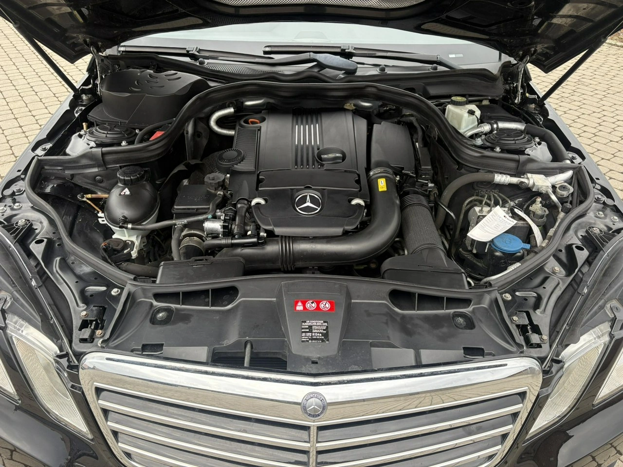 Mercedes E 200 - Zdjęcie 29