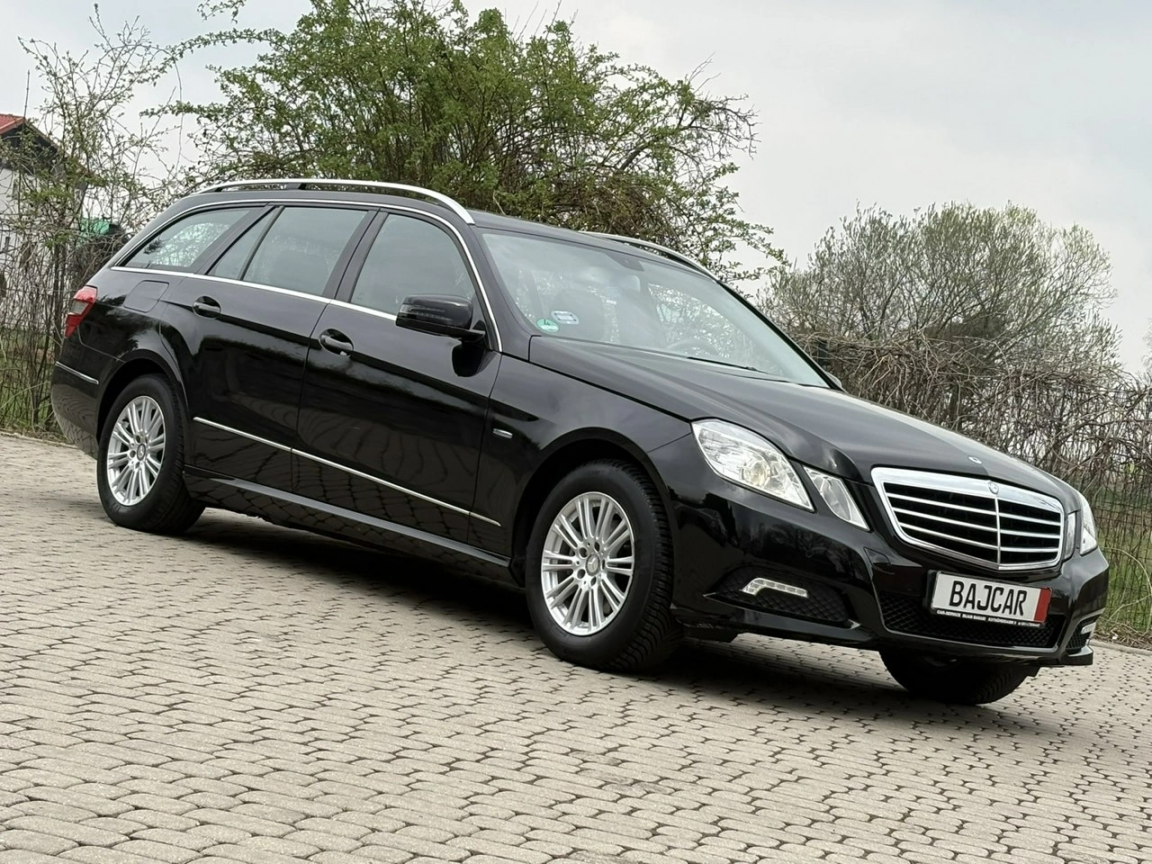 Mercedes E 200 - Zdjęcie 7