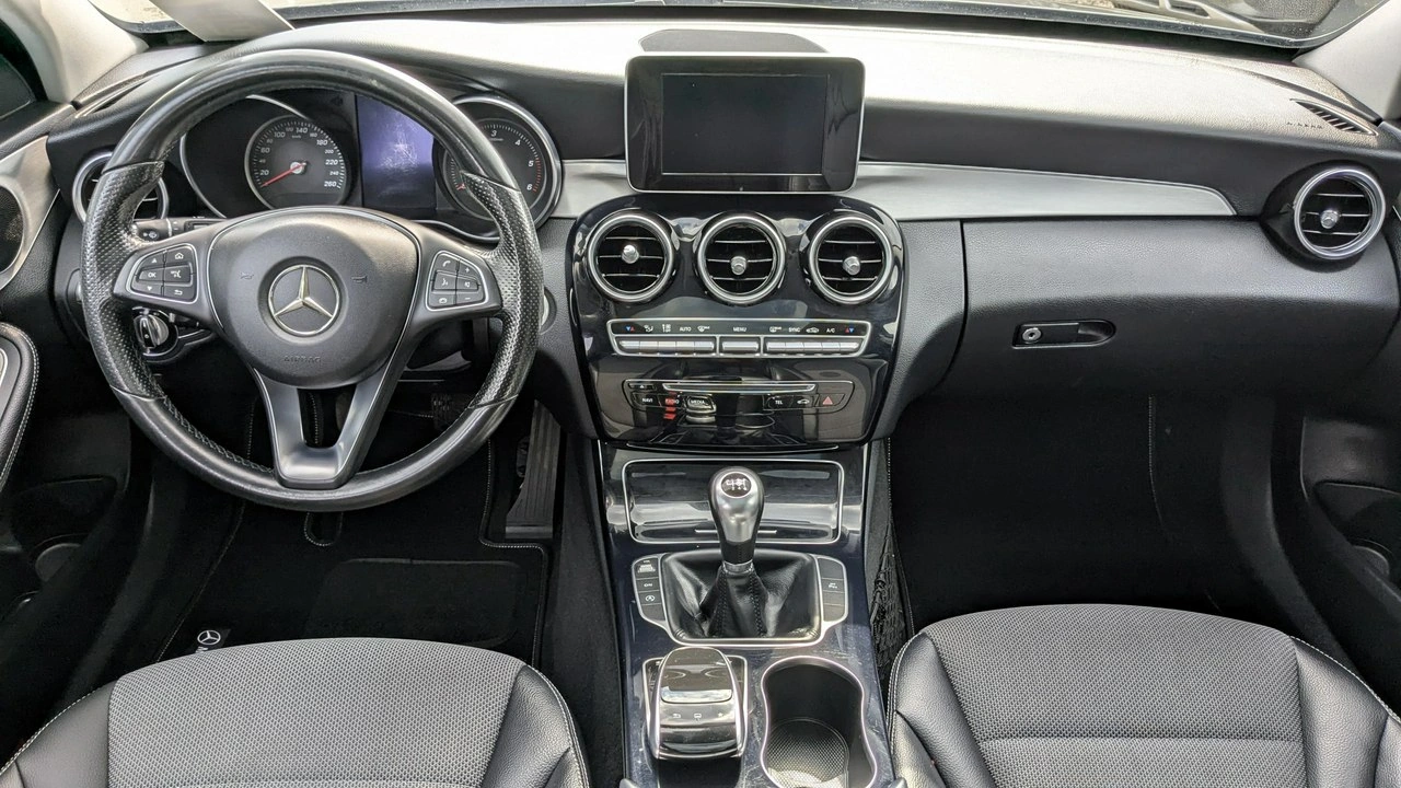 Mercedes C 200 - Zdjęcie 22