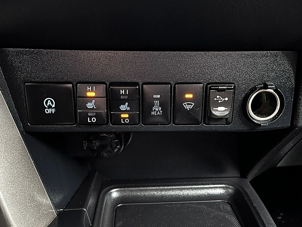 Toyota RAV-4 - Zdjęcie 27