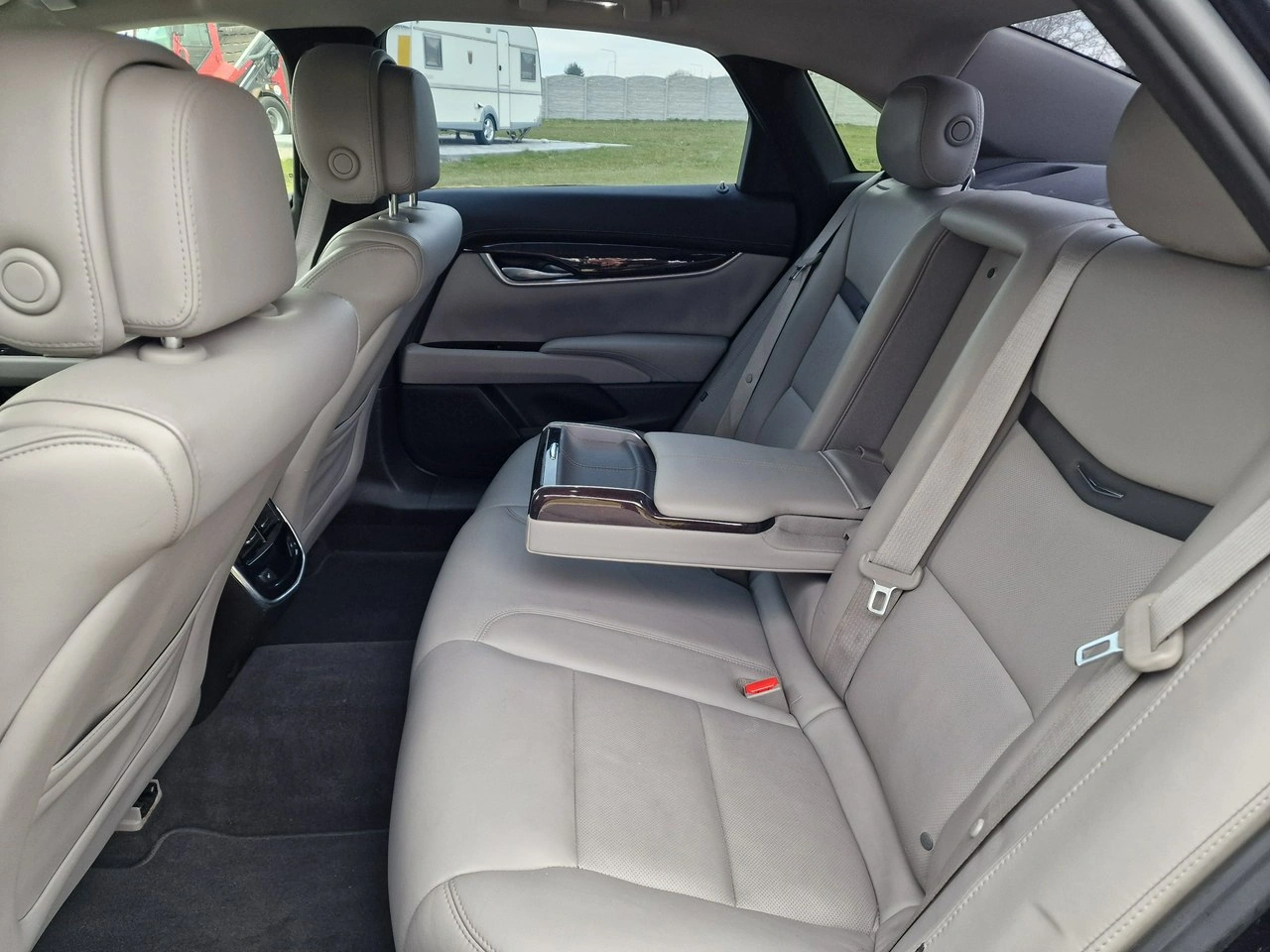 Cadillac XTS - Zdjęcie 17