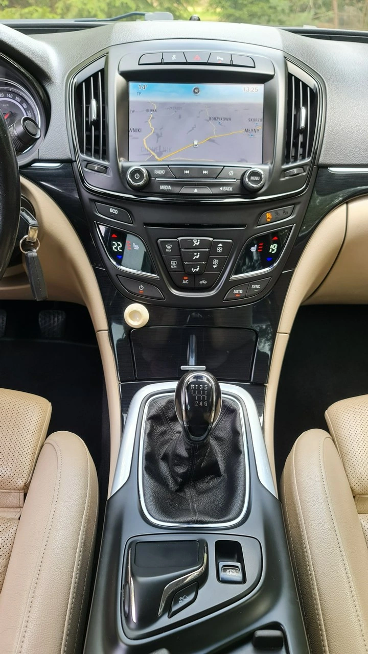 Opel Insignia - Zdjęcie 20