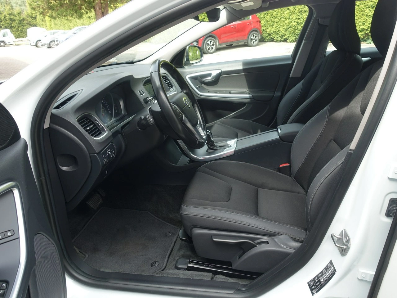 Volvo V60 - Zdjęcie 9