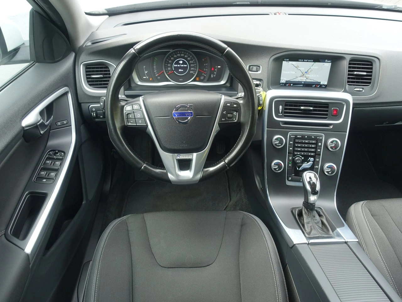 Volvo V60 - Zdjęcie 11