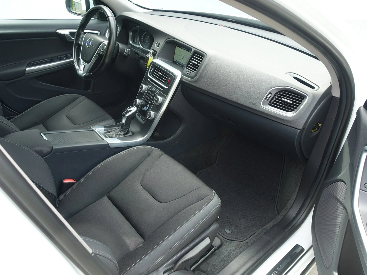 Volvo V60 - Zdjęcie 13