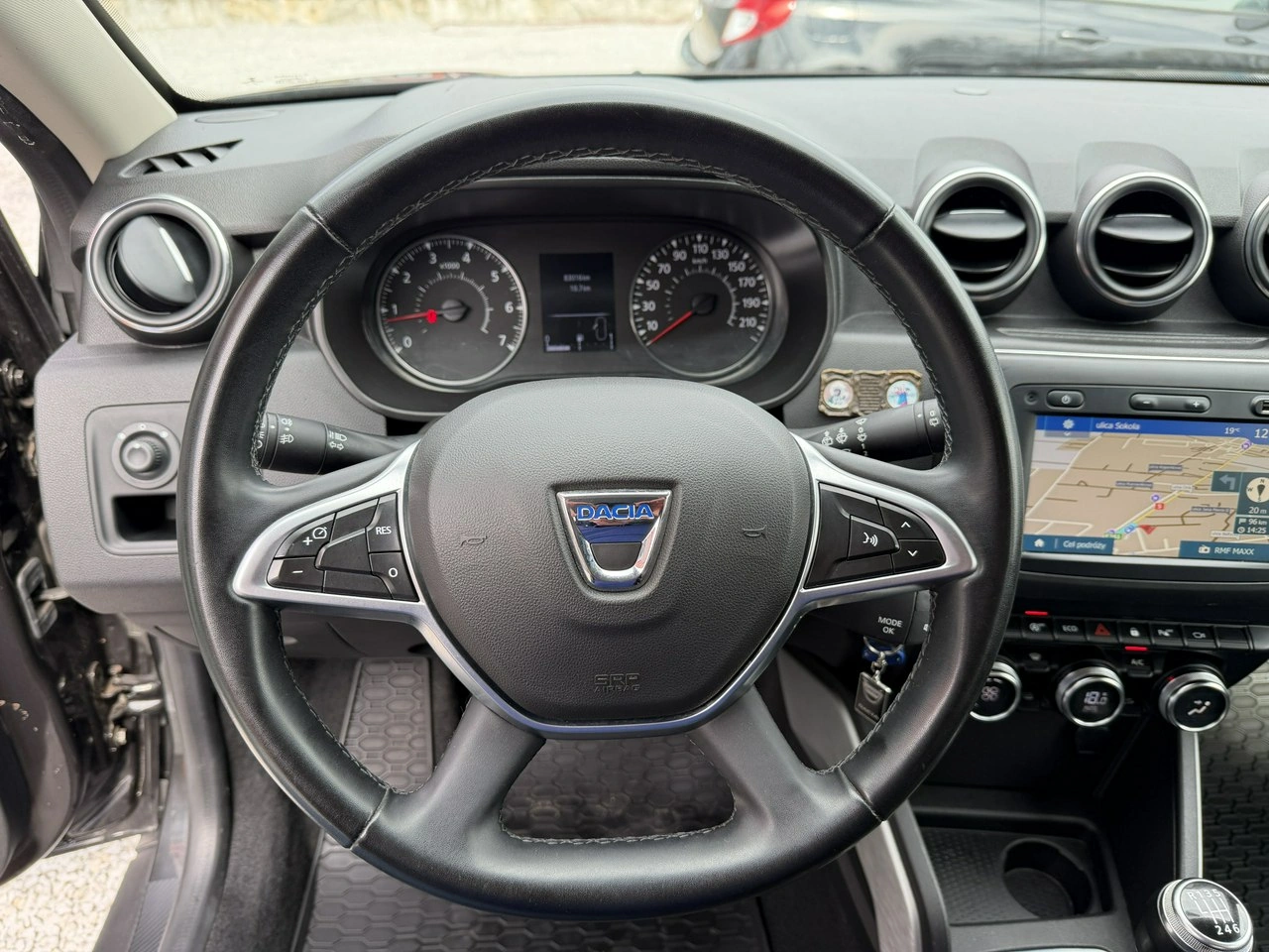 Dacia Duster - Zdjęcie 16