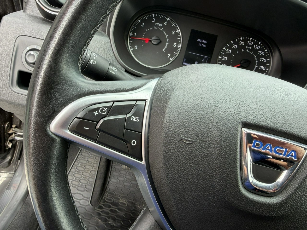 Dacia Duster - Zdjęcie 17