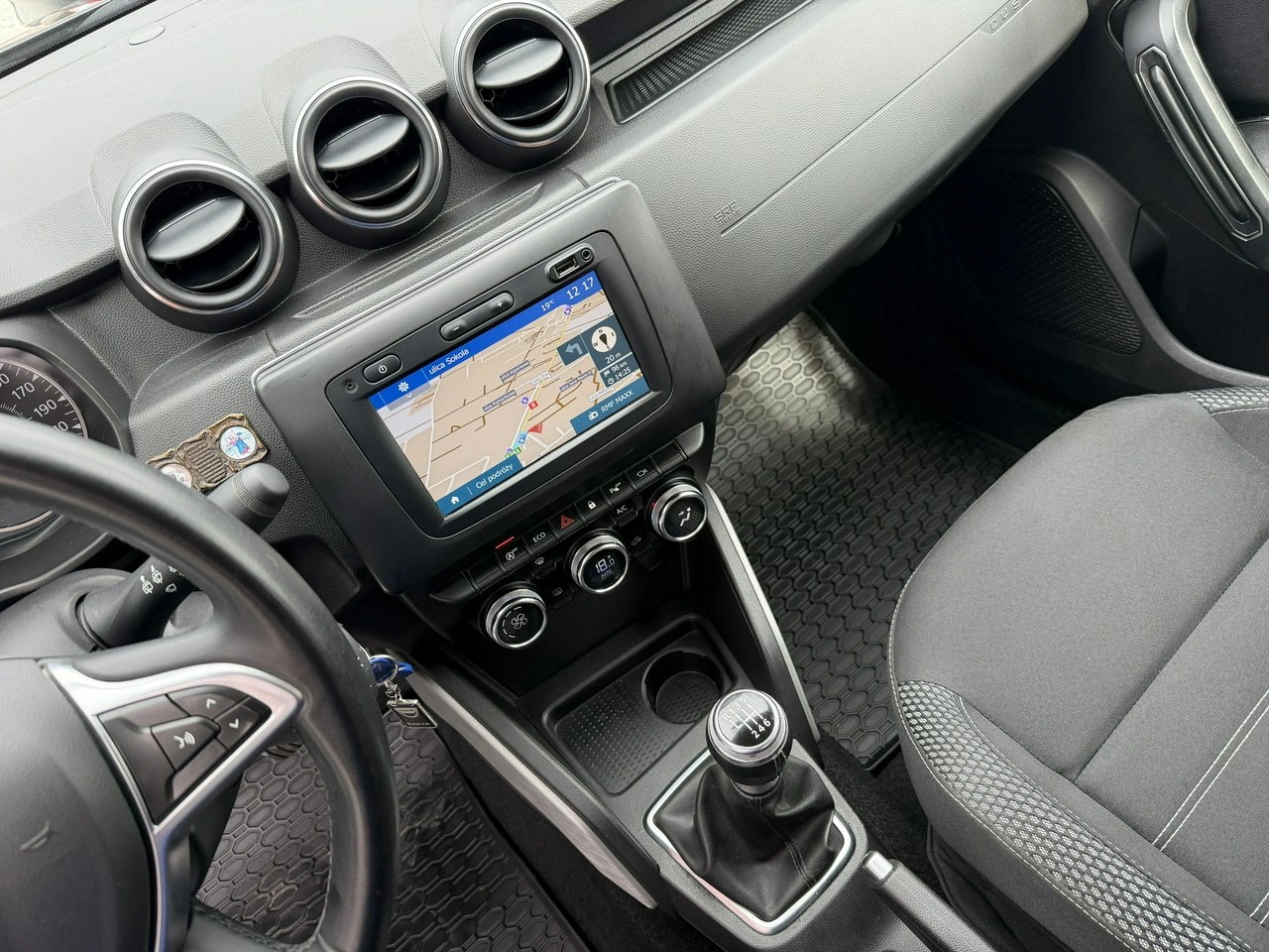 Dacia Duster - Zdjęcie 21