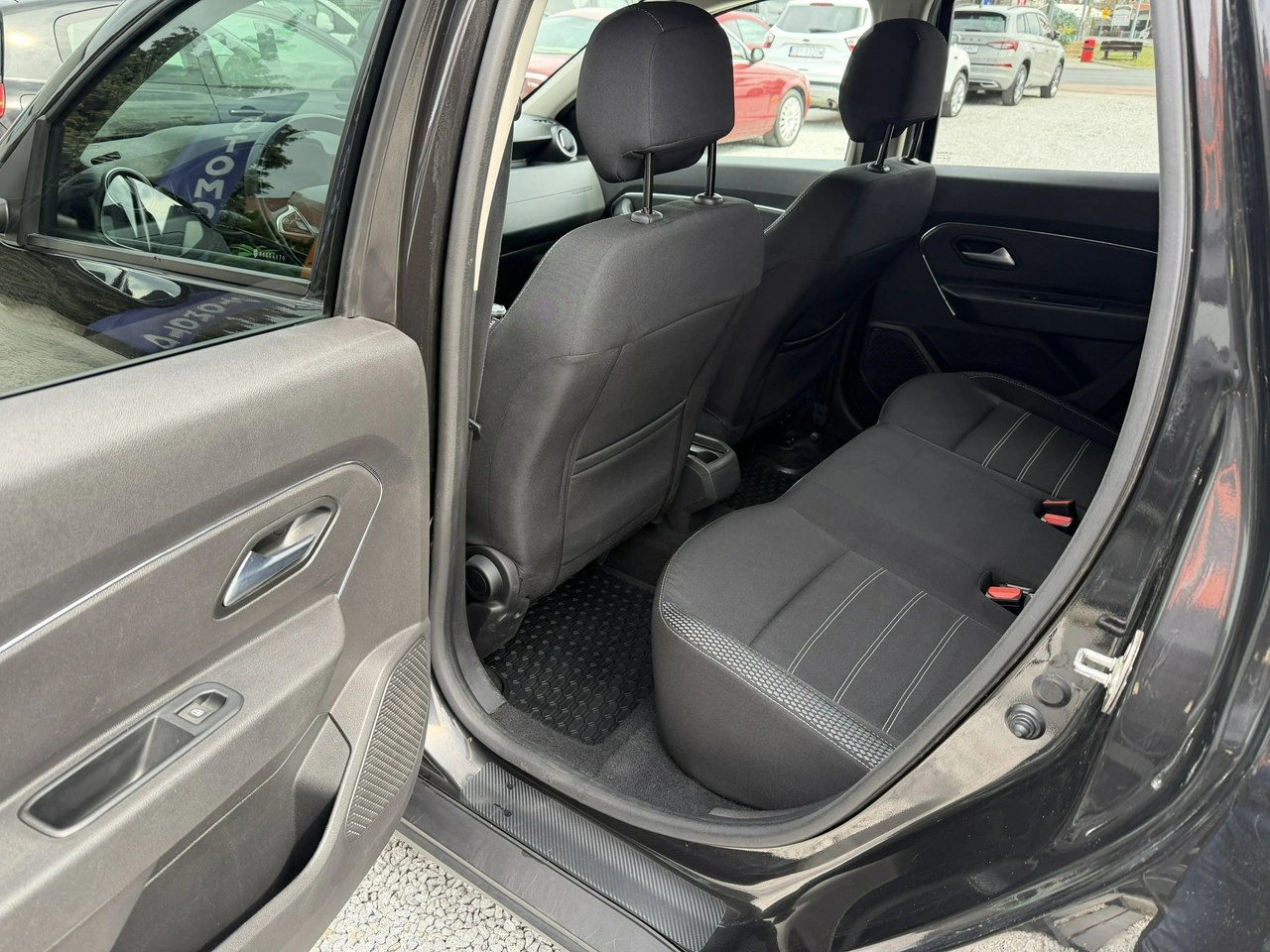 Dacia Duster - Zdjęcie 29