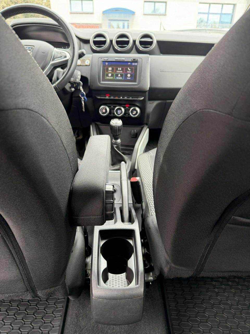 Dacia Duster - Zdjęcie 32