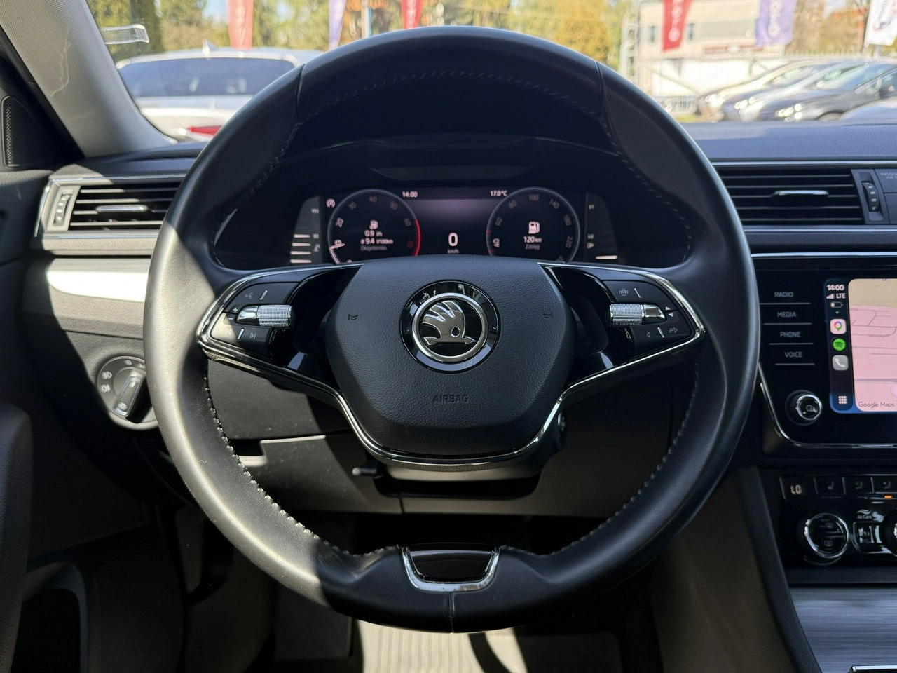 Skoda Superb - Zdjęcie 15