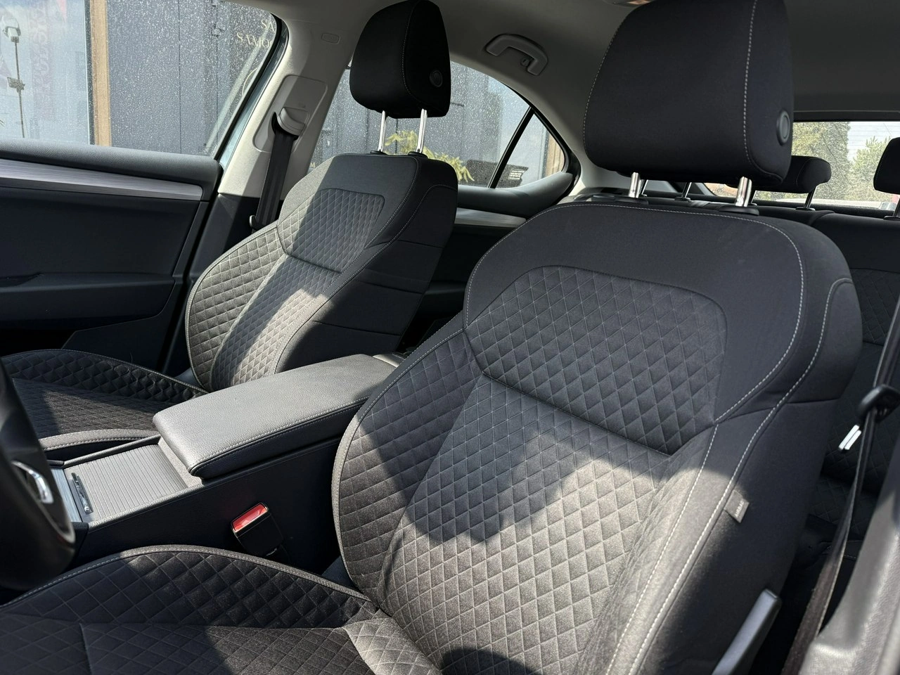 Skoda Superb - Zdjęcie 4