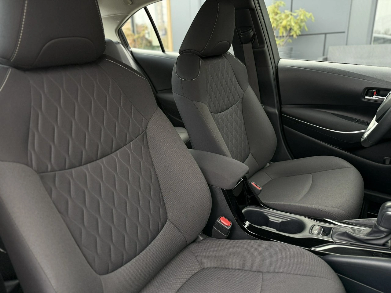 Toyota Corolla - Zdjęcie 12