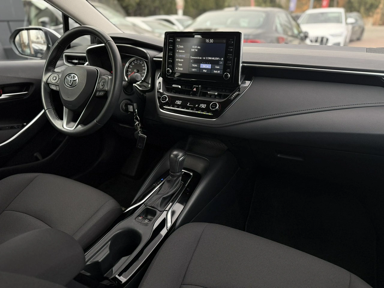 Toyota Corolla - Zdjęcie 14