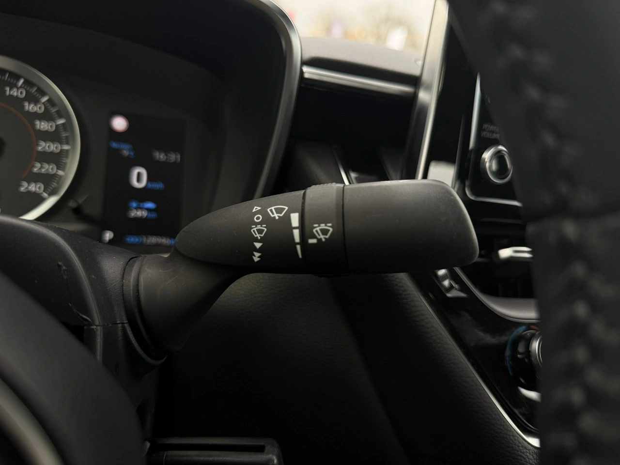 Toyota Corolla - Zdjęcie 21