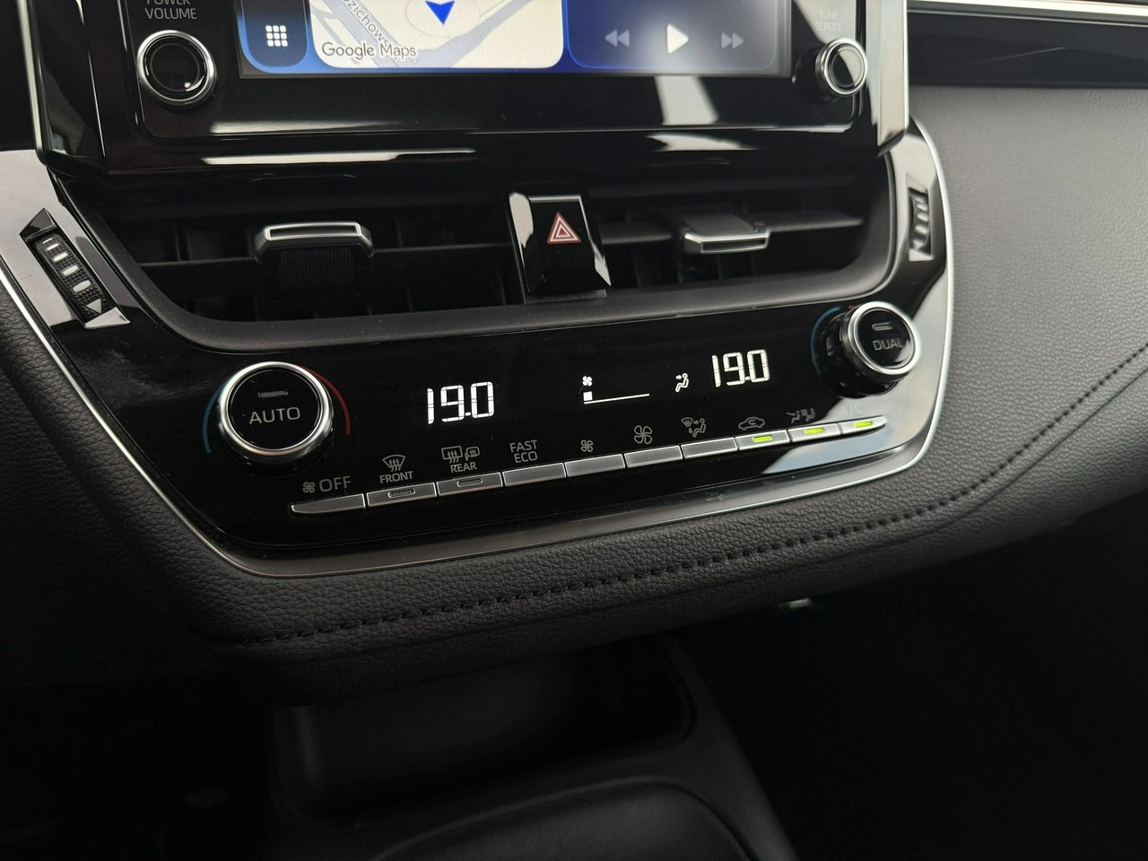 Toyota Corolla - Zdjęcie 29