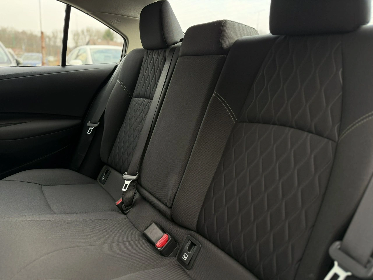 Toyota Corolla - Zdjęcie 35