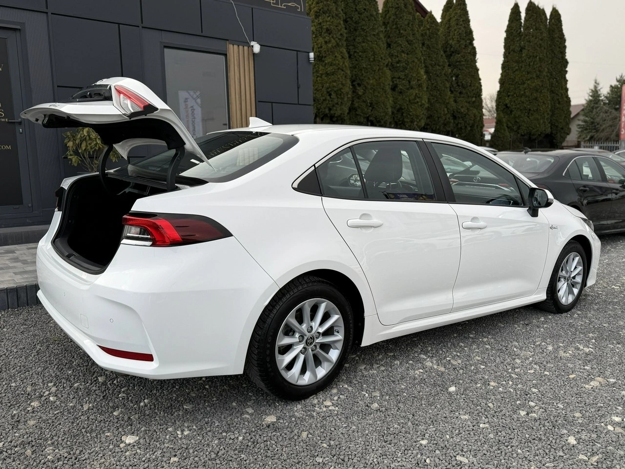 Toyota Corolla - Zdjęcie 37