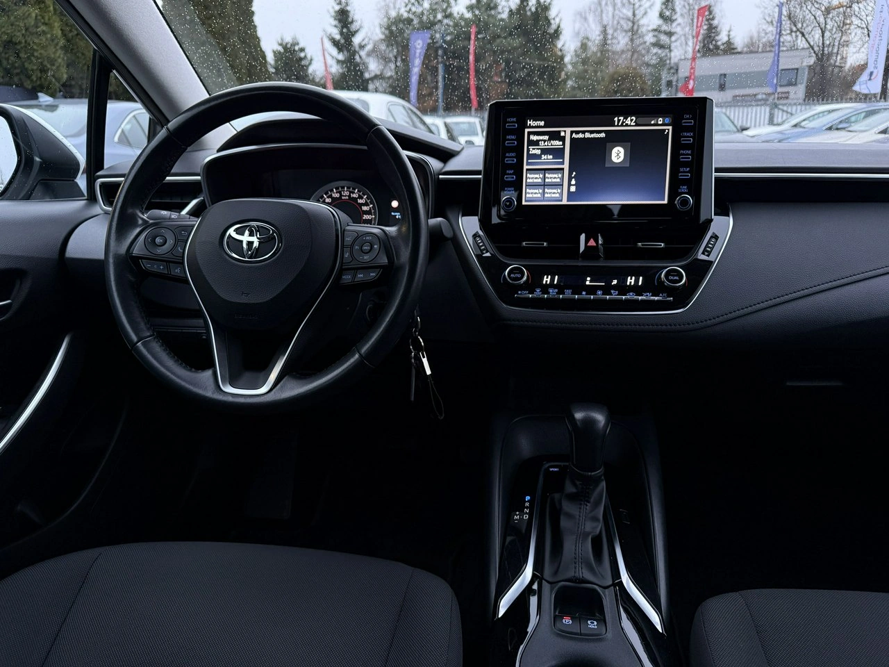 Toyota Corolla - Zdjęcie 12