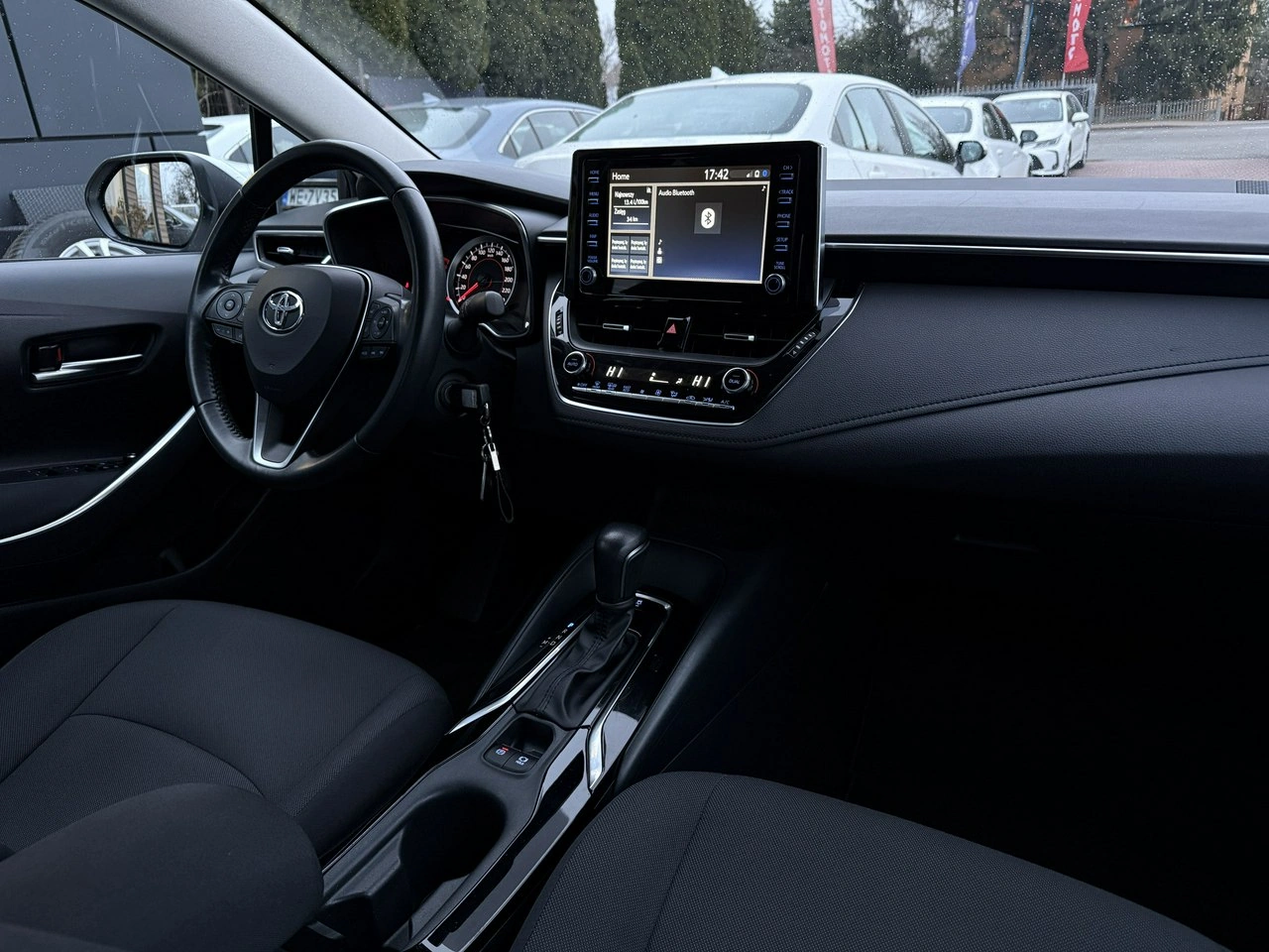 Toyota Corolla - Zdjęcie 13