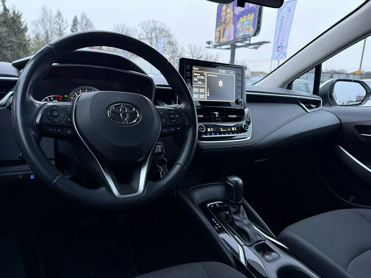 Toyota Corolla - Zdjęcie 14