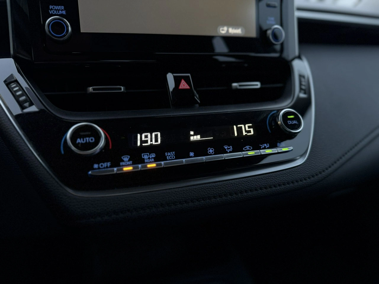 Toyota Corolla - Zdjęcie 27