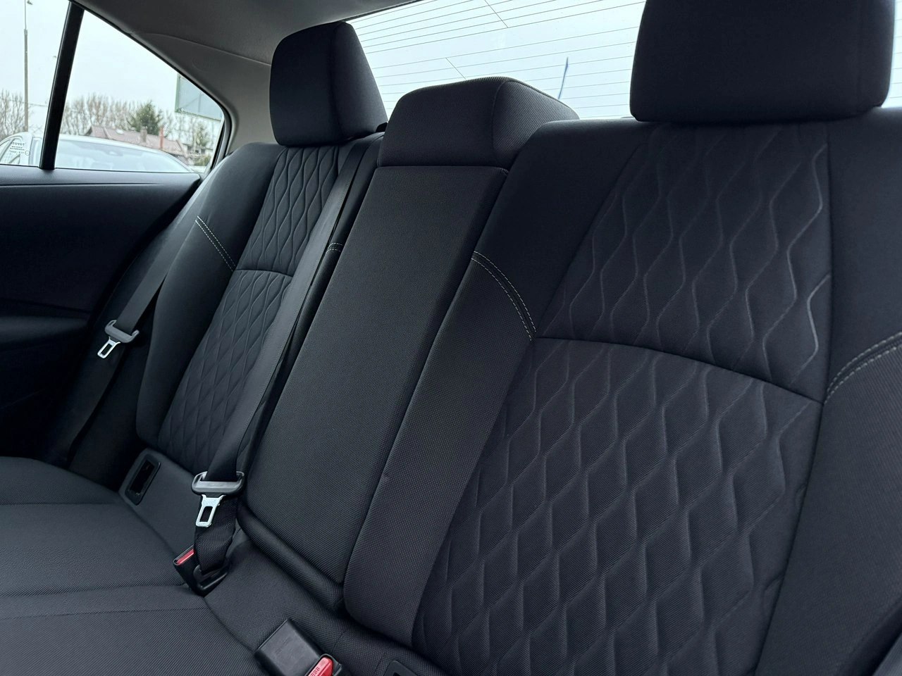 Toyota Corolla - Zdjęcie 36