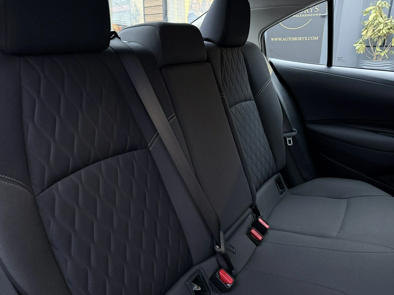 Toyota Corolla - Zdjęcie 37