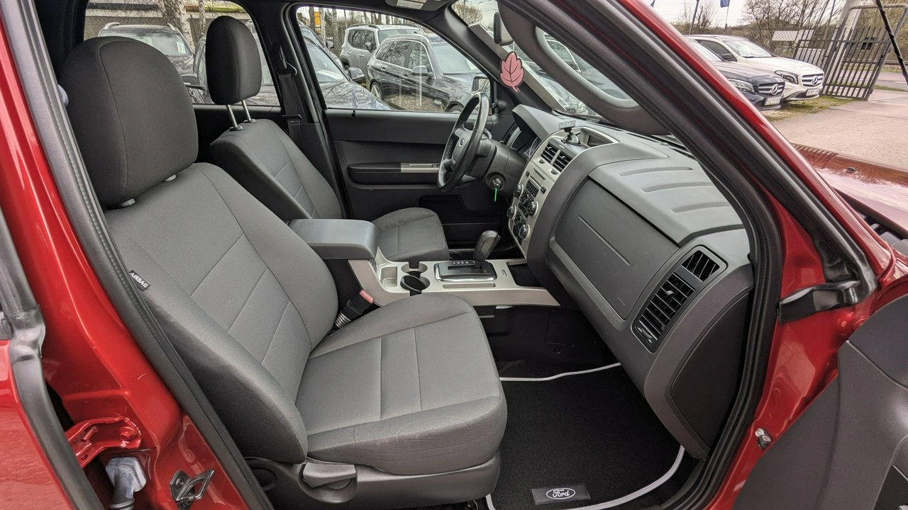 Ford Escape - Zdjęcie 18