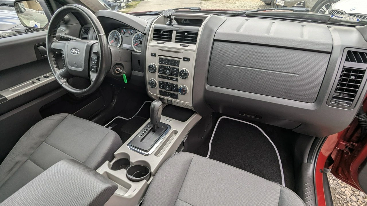 Ford Escape - Zdjęcie 19