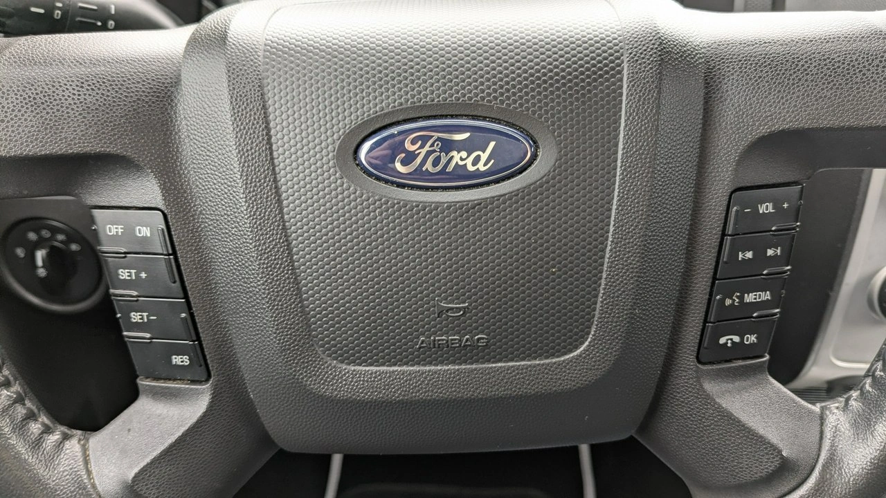 Ford Escape - Zdjęcie 27