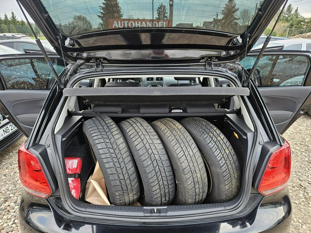 Volkswagen Polo - Zdjęcie 17