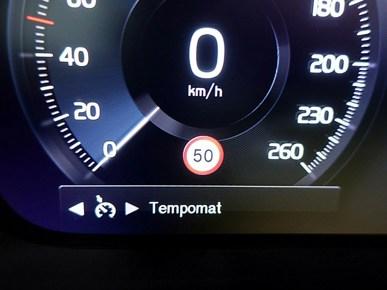 Volvo XC 40 - Zdjęcie 22