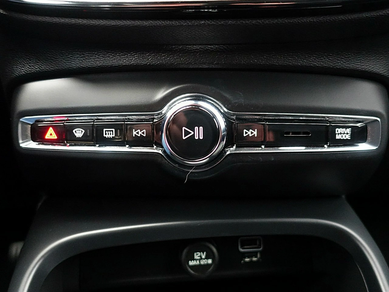 Volvo XC 40 - Zdjęcie 26