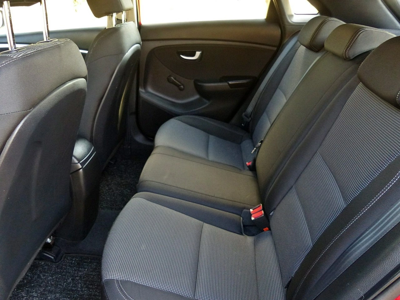 Hyundai i30 - Zdjęcie 21